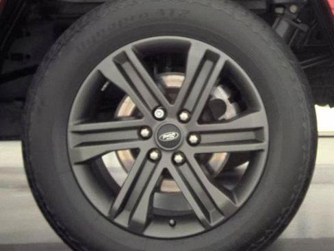 Used 2022 Ford F150 Lariat w/ Equipment Group 502A High AWD/4WD image 5