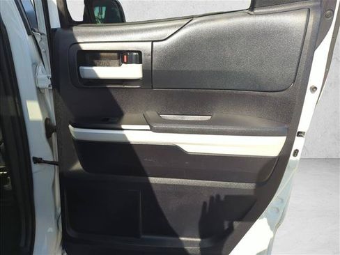 Used 2014 Toyota Tundra SR5 w/ SR5 Upgrade Package RWD image 26