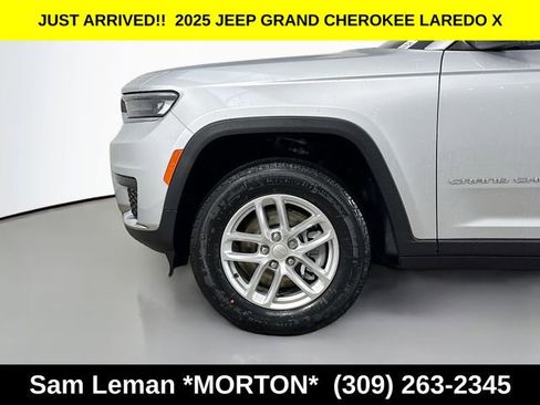 New 2025 Jeep Grand Cherokee L Laredo image 31