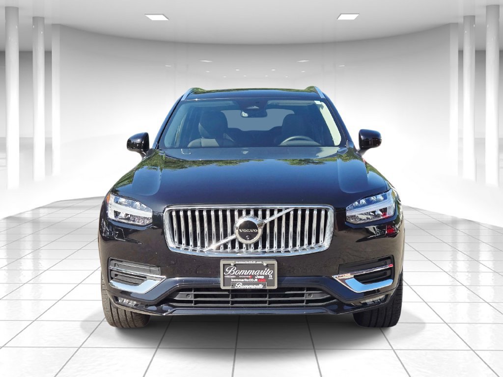 Used 2025 Volvo XC90 B6 Plus w/ Protection Package AWD/4WD image 8
