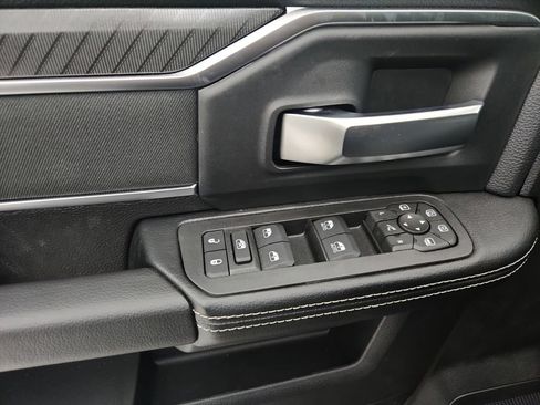 New 2026 RAM 2500 Big Horn AWD/4WD image 12