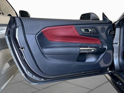 Used 2025 Ford Mustang GT Premium RWD image 19