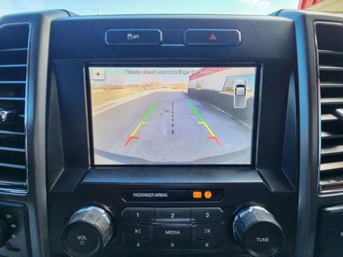 Used 2019 Ford F250 XLT w/ XLT Premium Package image 33