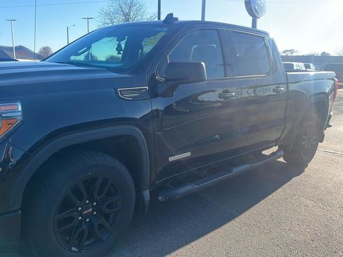 Used 2020 GMC Sierra 1500 Elevation w/ Elevation Value Package image 13