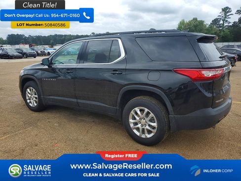 Used 2020 Chevrolet Traverse LT FWD image 3