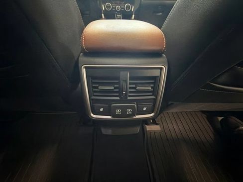 Used 2023 Subaru Forester Touring AWD/4WD image 43