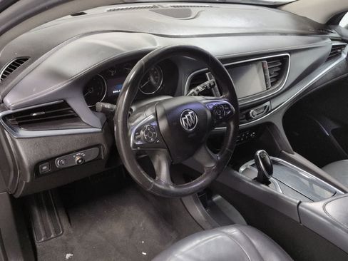 Used 2019 Buick Enclave Premium image 10