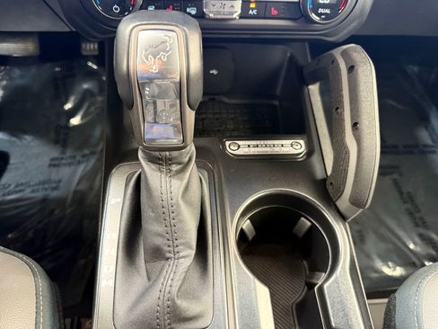 Used 2024 Ford Bronco Outer Banks image 42