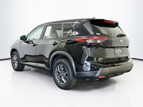 Used 2026 Nissan Rogue SV AWD/4WD image 5