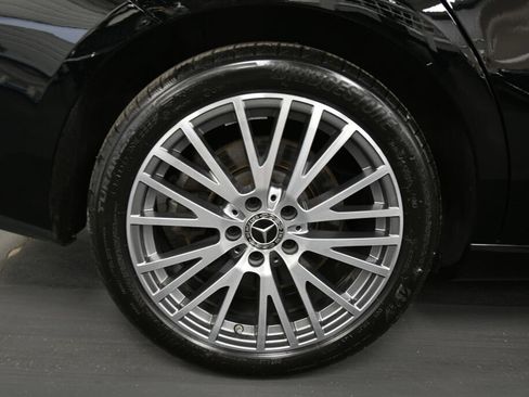 Used 2025 Mercedes-Benz CLA 250 4MATIC image 33