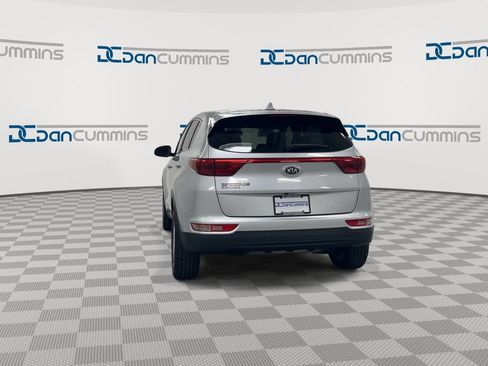 Used 2017 Kia Sportage LX image 7