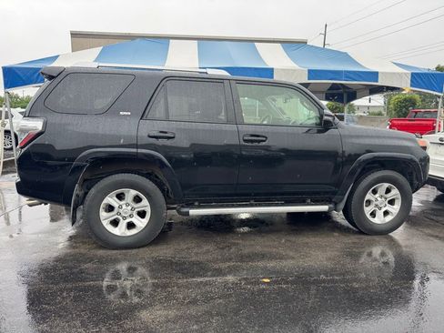 Used 2016 Toyota 4Runner SR5 Premium AWD/4WD image 4