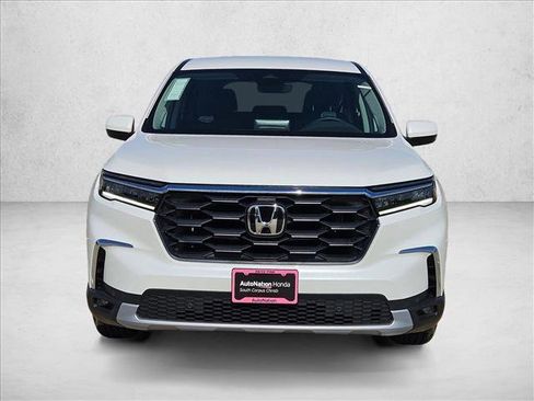 New 2025 Honda Pilot EX-L image 6