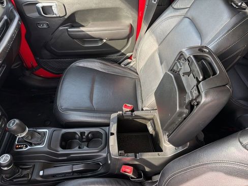 Used 2020 Jeep Wrangler Unlimited Sport S image 38