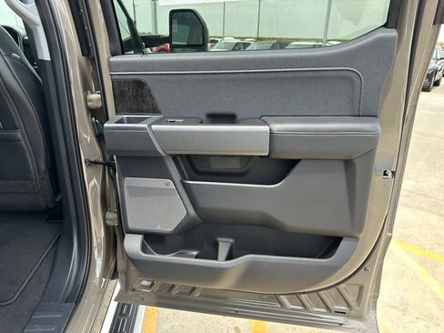 New 2026 Ford F350 Lariat w/ Chrome Package AWD/4WD image 32