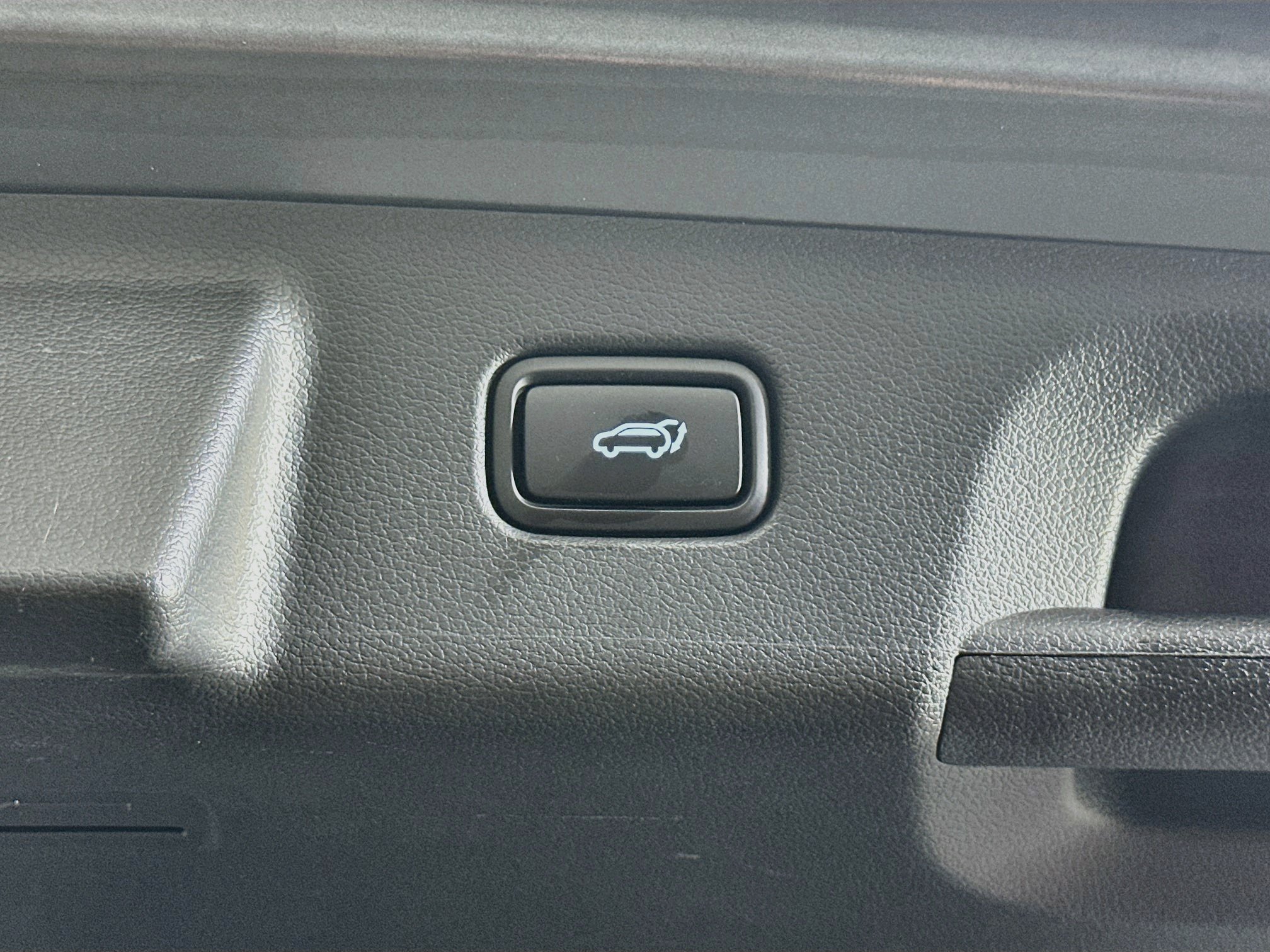 Used 2025 Hyundai Palisade SEL FWD image 32