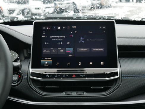 New 2026 Jeep Compass Limited image 9