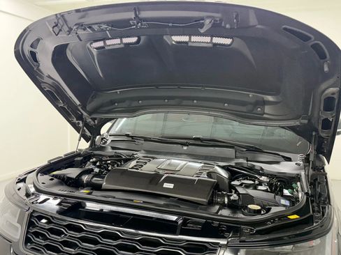 Used 2021 Land Rover Range Rover Sport SVR image 54