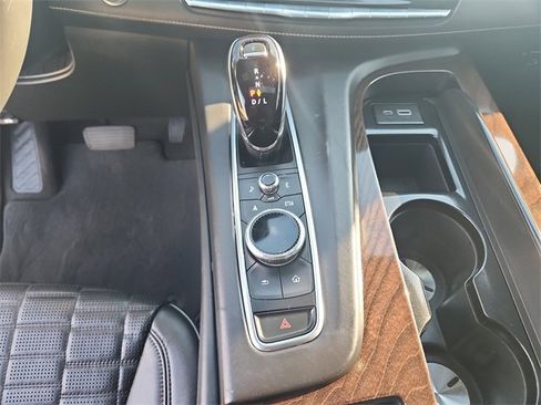 Used 2023 Cadillac Escalade Sport Platinum image 31