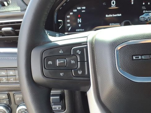 Certified 2024 GMC Yukon XL Denali w/ Advanced Technology Package AWD/4WD image 20