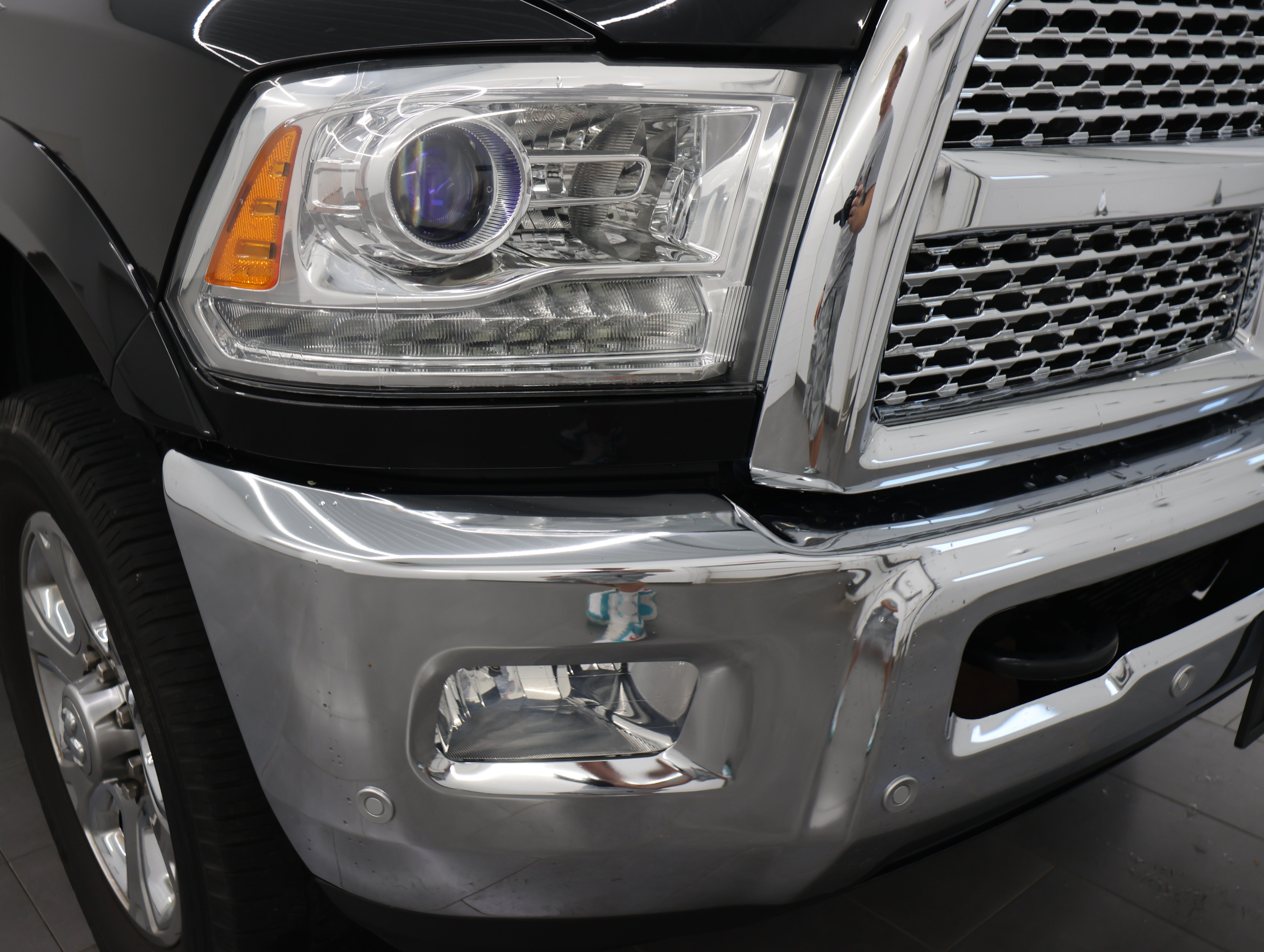 Used 2016 RAM 3500 Laramie AWD/4WD image 24
