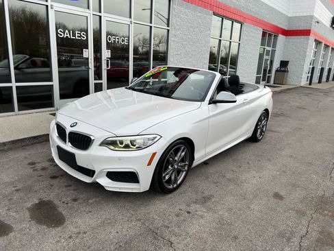 Used 2016 BMW M235i Convertible RWD image 20