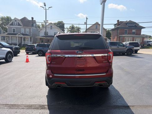 Used 2018 Ford Explorer XLT w/ Equipment Group 201A AWD/4WD image 5