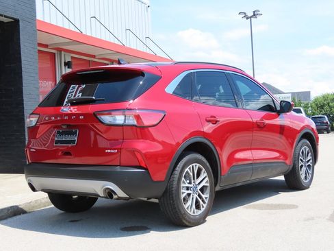 Used 2022 Ford Escape SEL w/ Technology Package AWD/4WD image 4