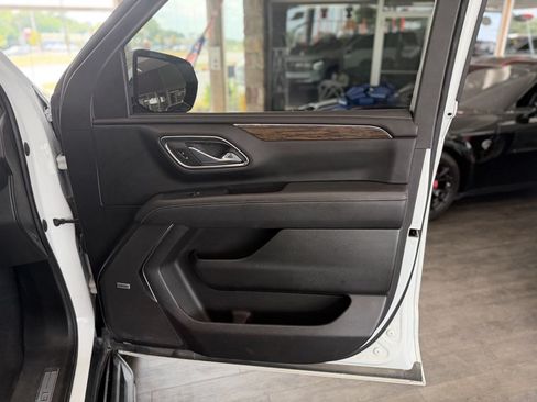 Used 2023 Chevrolet Tahoe Premier AWD/4WD image 58