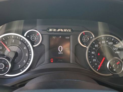 New 2026 RAM 1500 4x4 Crew Cab image 31