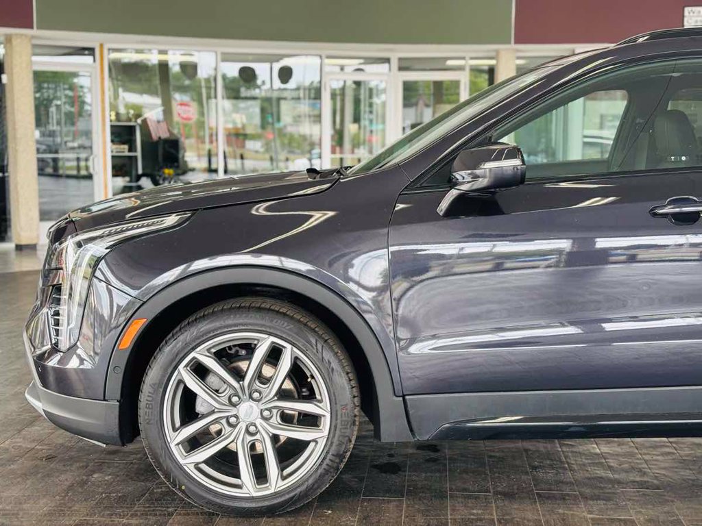 Used 2022 Cadillac XT4 Sport w/ Enhanced Visibility Package AWD/4WD image 15