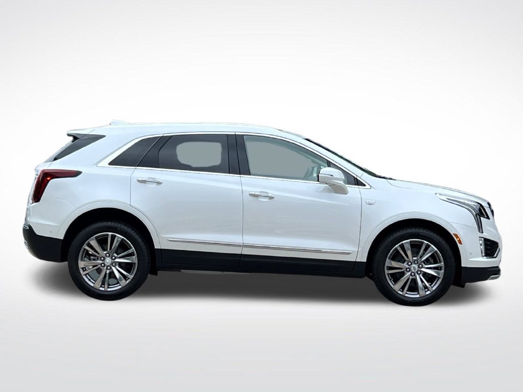 New 2026 Cadillac XT5 Premium Luxury w/ Driver Assist Package FWD image 4
