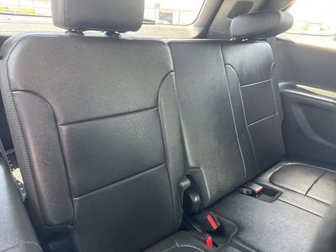 Used 2023 Chevrolet Traverse High Country w/ LPO, Floor Liner Package FWD image 24