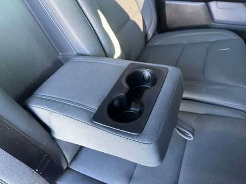 Used 2021 RAM 1500 Big Horn image 32