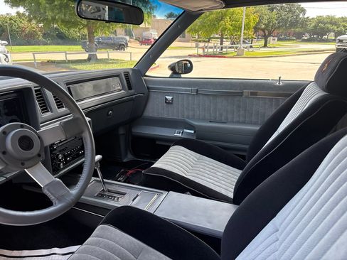 Used 1987 Buick Regal Coupe RWD image 2