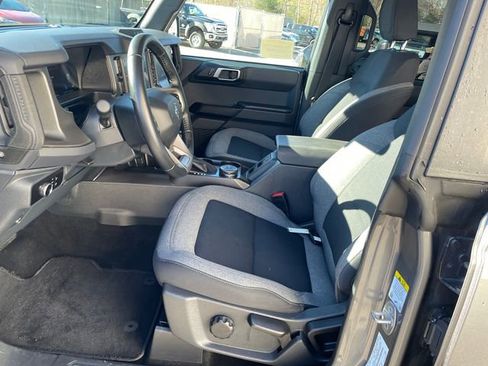 Used 2025 Ford Bronco Big Bend image 37