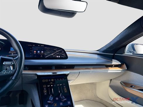 Used 2023 Lucid Air Touring AWD/4WD image 25
