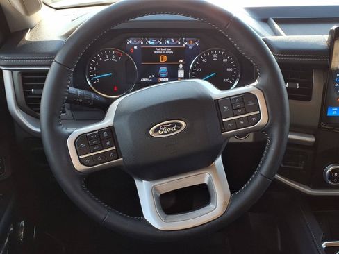 Used 2024 Ford Expedition XLT RWD image 21