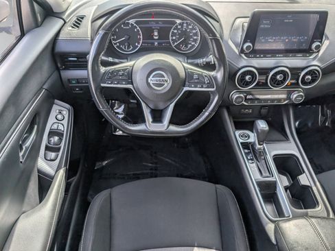 Used 2021 Nissan Sentra SV image 7