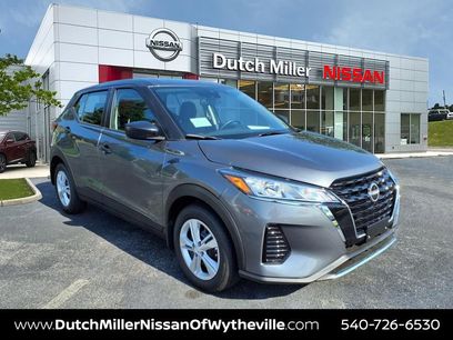 Certified 2025 Nissan Kicks Play S