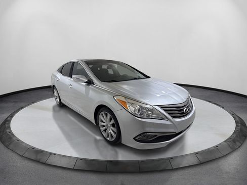 Used 2017 Hyundai Azera Limited FWD image 3