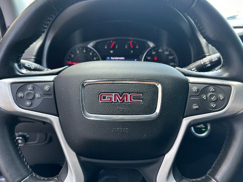 Used 2020 GMC Terrain SLE image 25