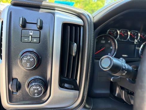 Used 2016 GMC Sierra 1500 SLT w/ SLT Premium Package AWD/4WD image 17