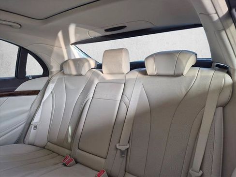 Used 2015 Mercedes-Benz S 550 Sedan image 16