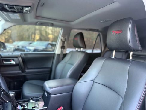 Used 2021 Toyota 4Runner Venture w/ Moonroof Package image 14