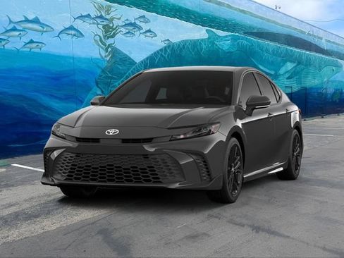 New 2026 Toyota Camry SE FWD image 3