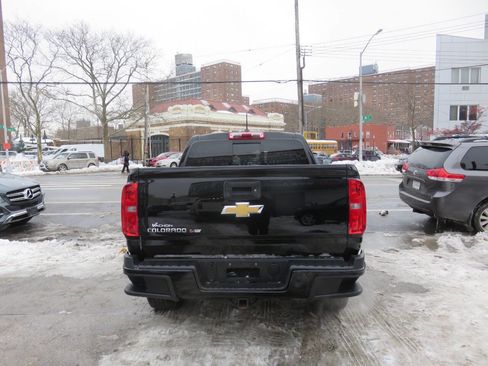 Used 2018 Chevrolet Colorado Z71 image 8