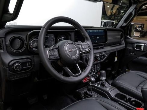 Used 2024 Jeep Wrangler Unlimited Rubicon 392 image 16