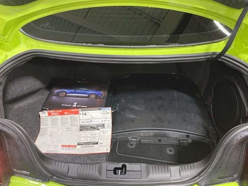 Used 2020 Ford Mustang Shelby GT500 w/ Technology Package image 24