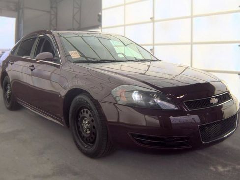 Used 2009 Chevrolet Impala Police FWD image 3